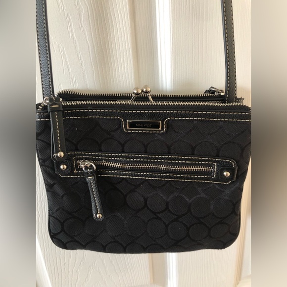 Missnine Small Crossbody Purse For Women – Quilted Vegan Leather, Adjustable Strap, Front & Back Zip Pockets